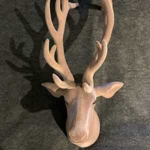 Deer Head Wall Accent